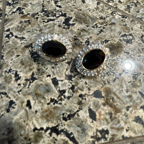 Givenchy Paris New York Vintage Black Onyx Crystal Gld Tn Vintage Clip Earrings - Picture 12 of 14